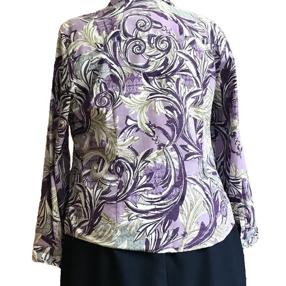 Chico's Brand Size 3(XL) Long Sleeve Lavender Shirt - Picture 3 of 4